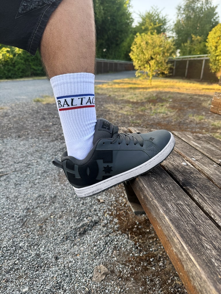 baltag-socken-weiss-rot-blau