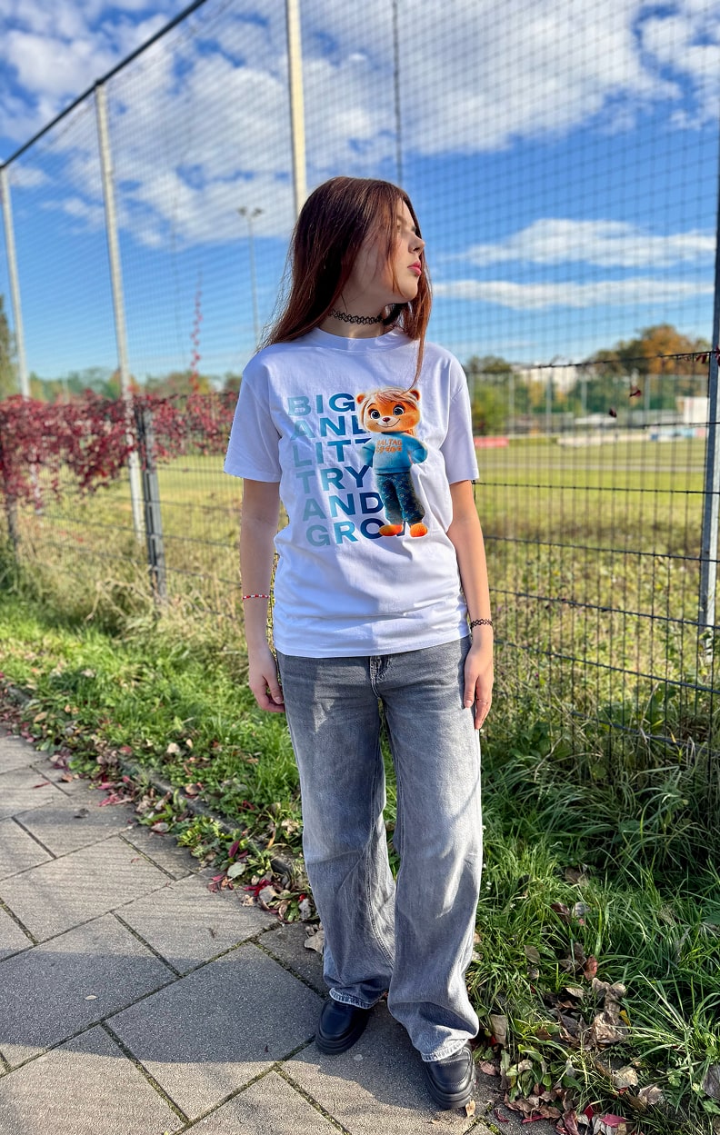 Damen T-Shirt Schwarz & Weiß mit Print „Try and Grow“ – BALTAG Kollektion