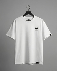 BALTAG Statement T-Shirt Weiß – Unisex Regular Fit mit Backprint | Streetwear Premium